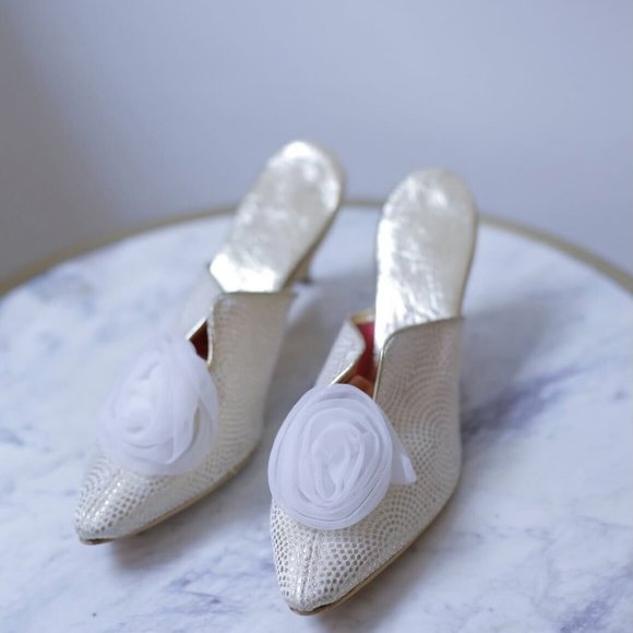 Packard Shoes - 1960s gold heels